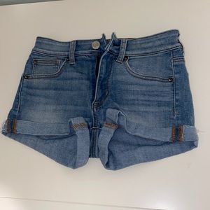 american eagle shortie shorts